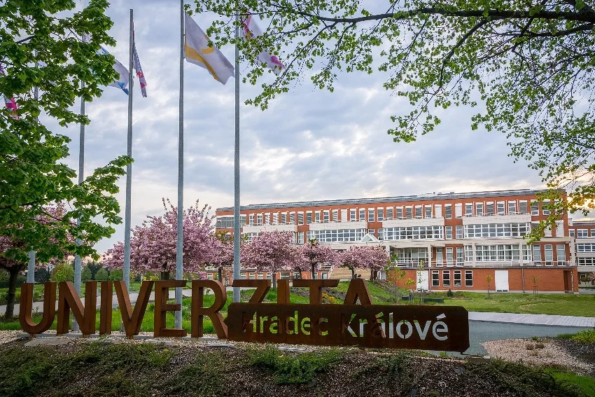 Univerzita Hradec Králové