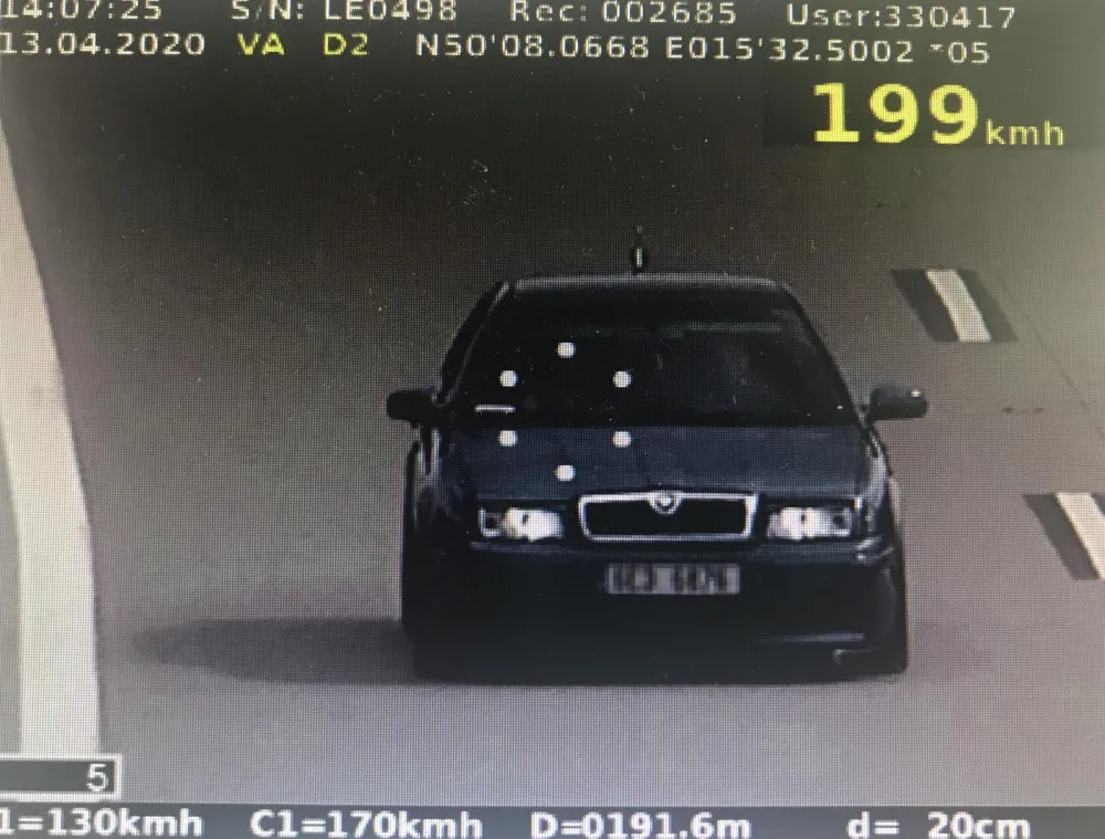 Záznam z radaru na D11 u Hradce Králové.
