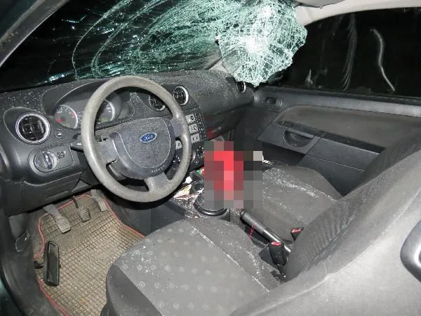 Nehoda u křižovatky s ulicí Lesní ve směru jízdy na Býšť