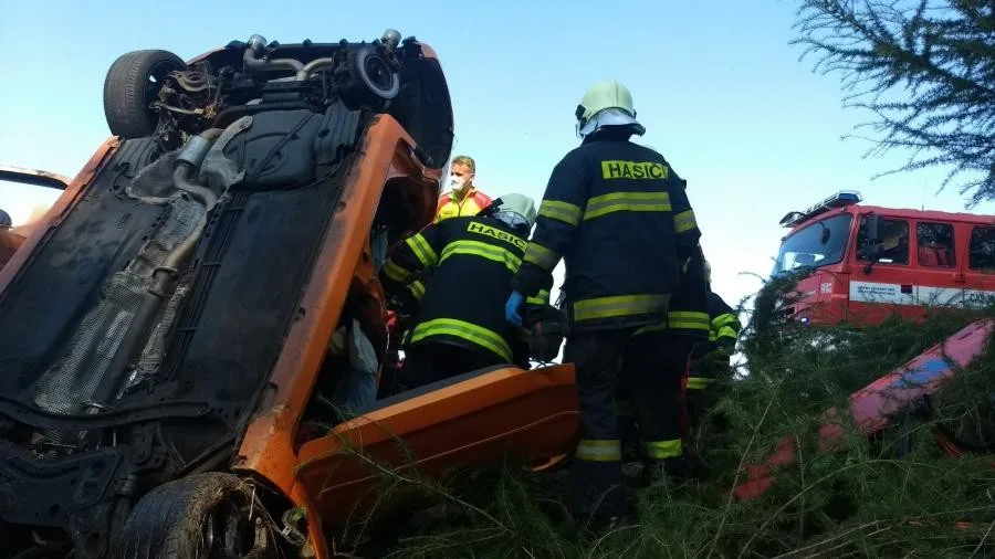 Dopravní nehoda u Bílého Újezdu na Rychnovsku