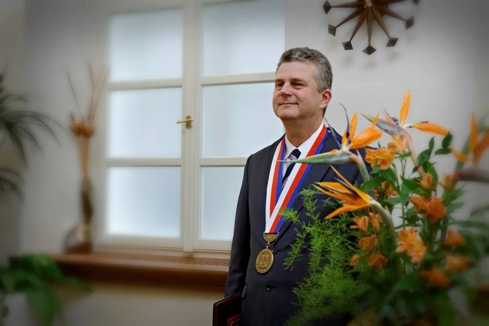 Bylo mi upřeno právo svobodně volit, říká Jindřich Vedlich. Pozitivní výsledek testu na COVID-19 mu přišel v pátek