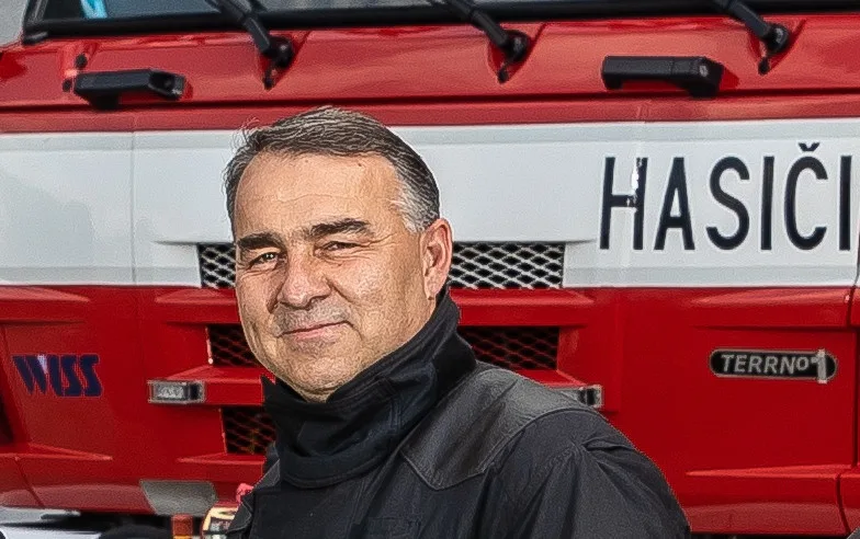 Hasiči v Hradci Králové se loučí s velitelem čety Václavem Klímou. Po 30 letech služby o víkendu náhle zemřel