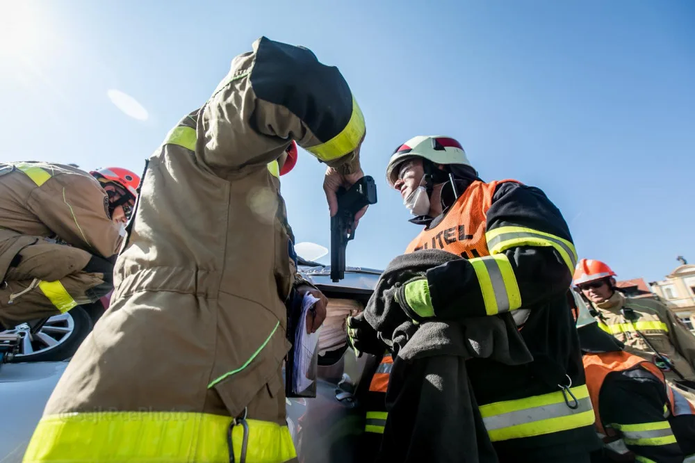 Hasiči v Hradci Králové se loučí s velitelem čety Václavem Klímou. Po 30 letech služby o víkendu náhle zemřel