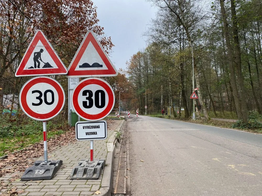 Bruslaři se dočkají nové silnice na Hradečnici
