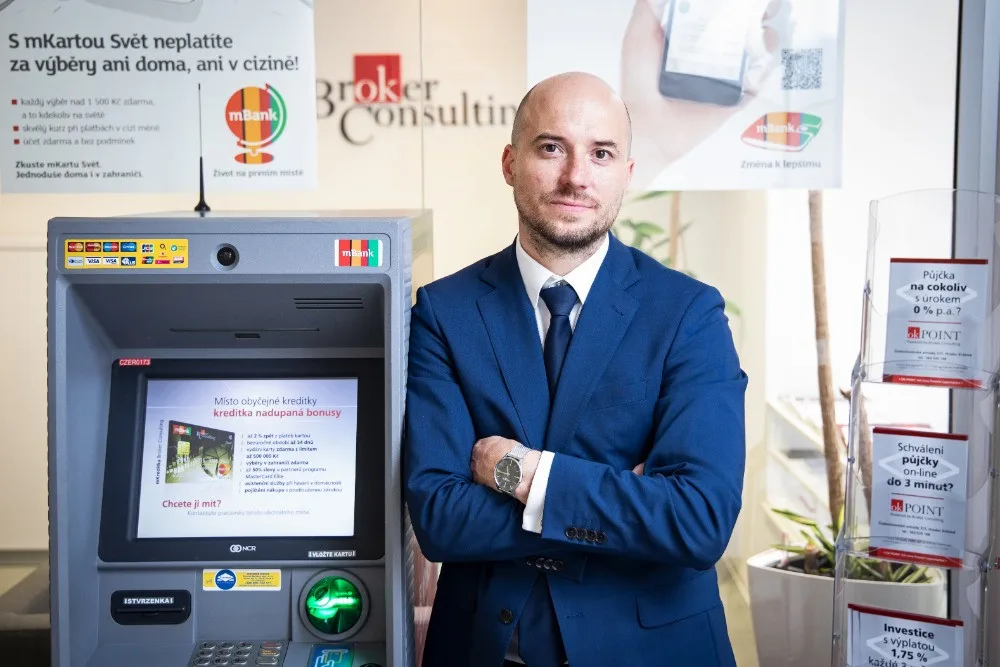 Politici radí utrácet pro rozproudění ekonomiky. V první řadě ale nezapomínejme myslet na sebe a svou rodinu, říká finanční expert