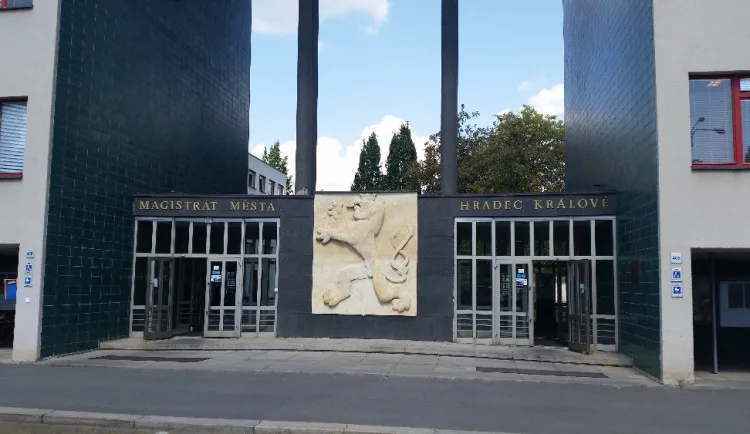 Hradec Králové podpoří místní podnikatele, rozdělí mezi ně 3,4 milionu