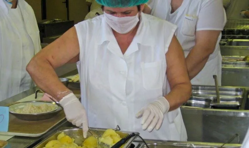 Fakultní nemocnice Hradec Králové zavádí novou dietu na prevenci obezity