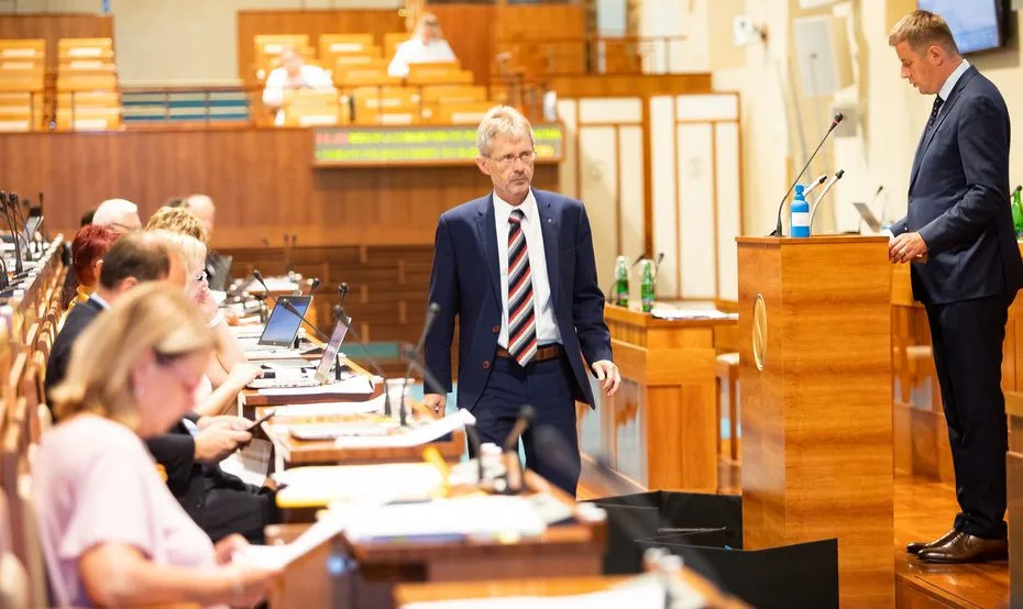 Senátoři se obrátí na Ústavní soud. Nové vyhlášení nouzového stavu je protiústavní, tvrdí