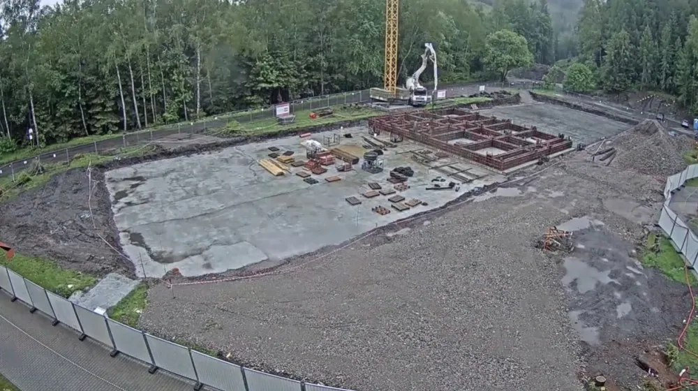 Časosběrné video zachytilo stavbu nového domova seniorů v Tmavém Dole