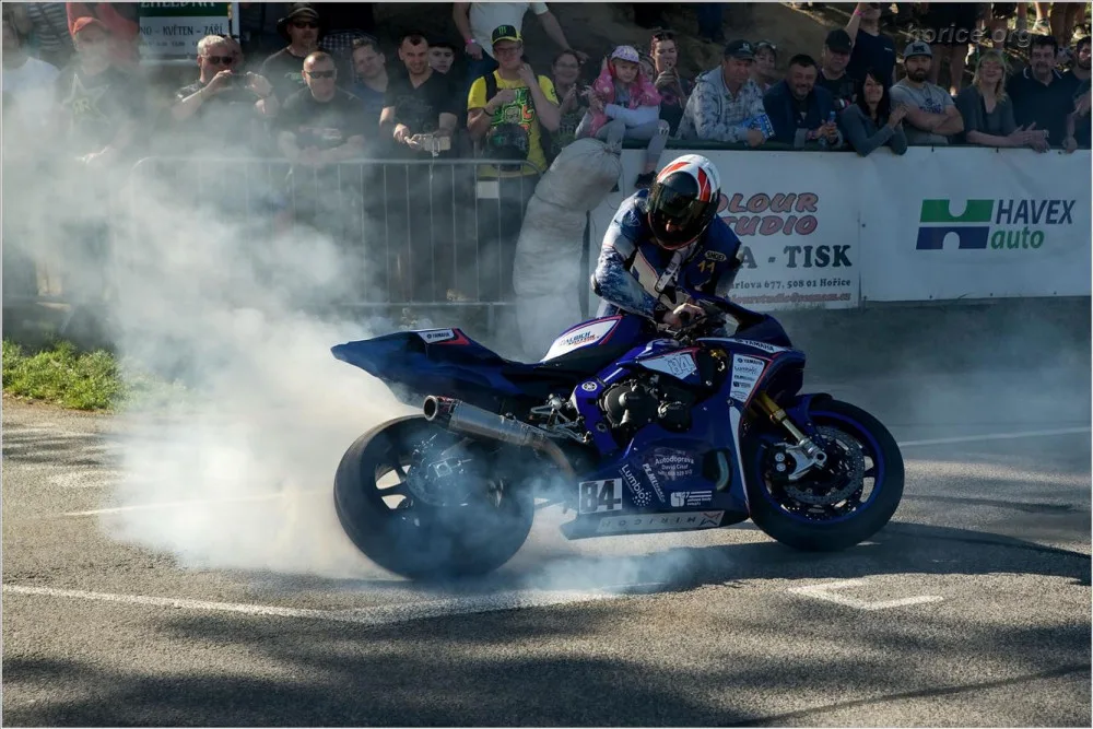 Zatáčky Gustava Havla v Hořicích odloženy. Organizátoři chtějí závody spojit s IRRC