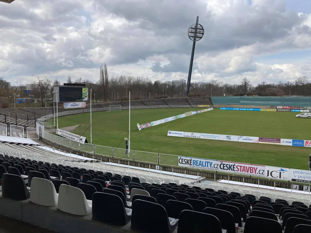 Jediné, co zůstane ze starého stadionu budou lízátka. Po jejich rekonstrukci se vrátí