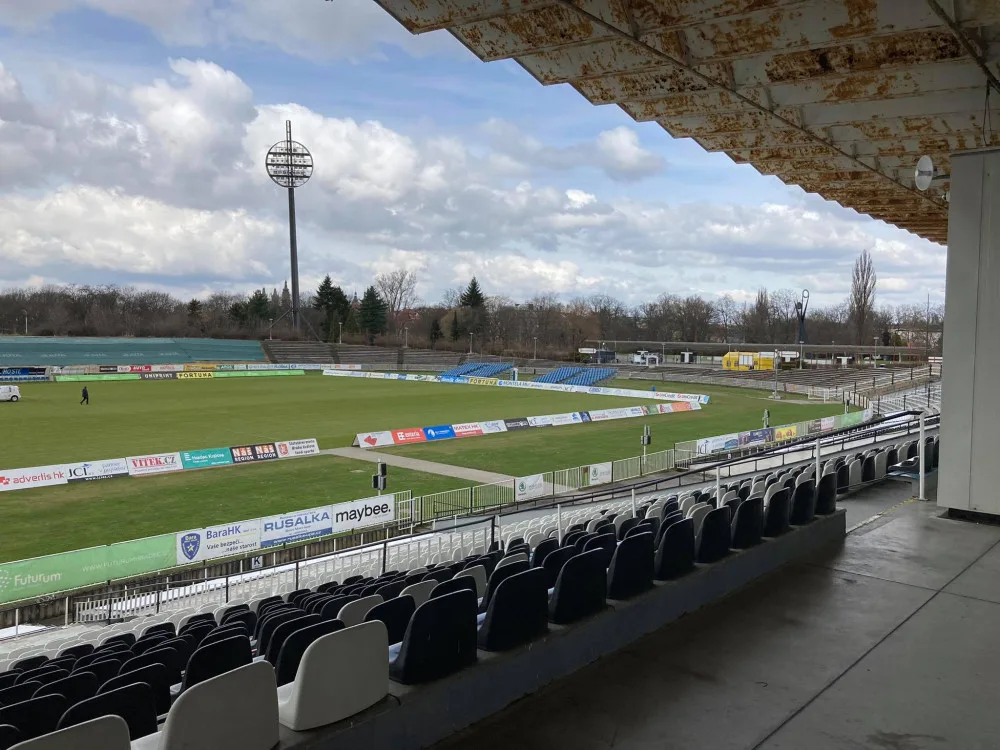 Jediné, co zůstane ze starého stadionu budou lízátka. Po jejich rekonstrukci se vrátí