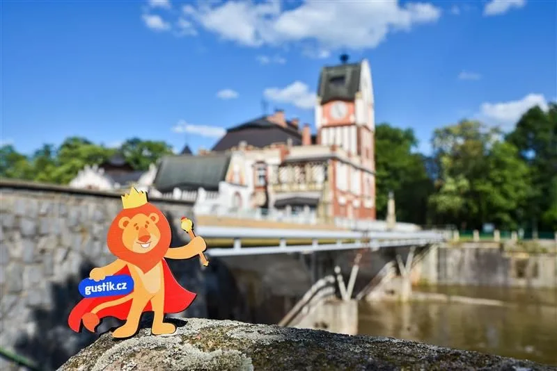 Hradecký lev Gustík dostal ocenění. Turisty bude provázet i v letošním roce