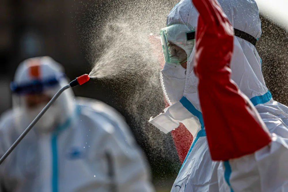 Hasiči zlikvidovali další dva chovy kachen nakažených ptačí chřipkou