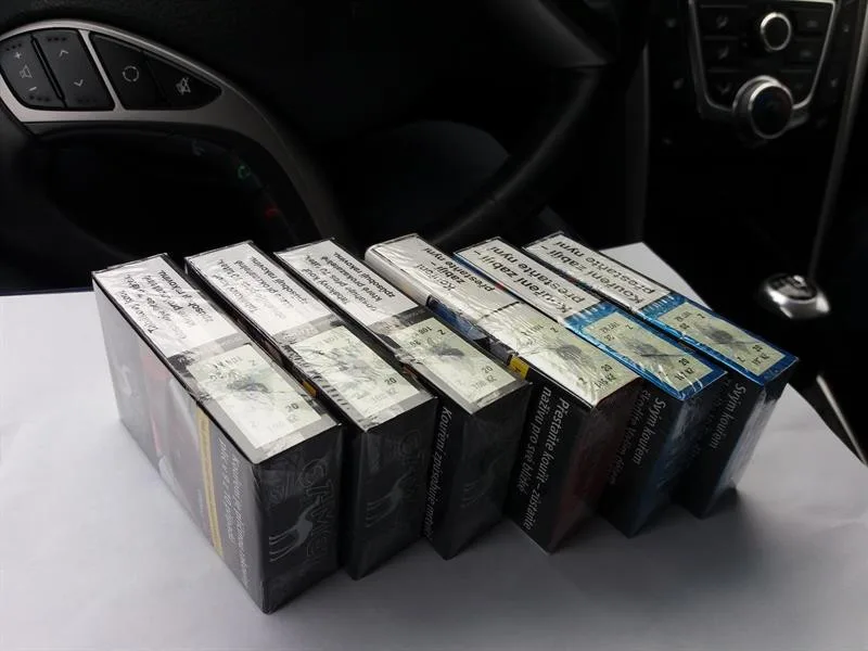 Celníci v regionu provedli kontrolu. Zajistili 16 tisíc cigaret bez povinného kolku