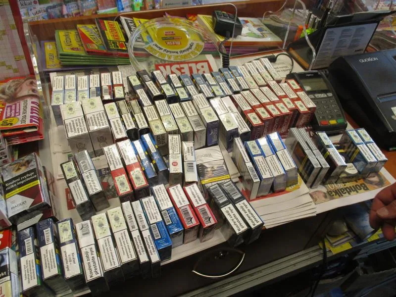 Celníci v regionu provedli kontrolu. Zajistili 16 tisíc cigaret bez povinného kolku