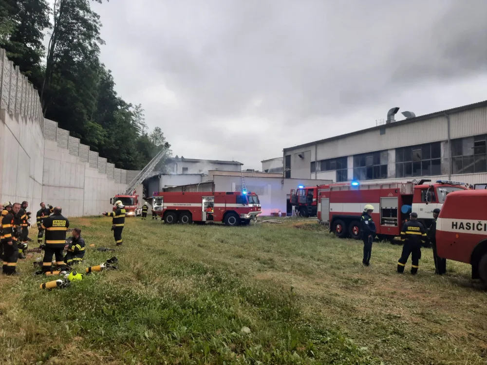 V Broumově hořela kotelna v areálu firmy Veba. Škoda je 15 milionů korun