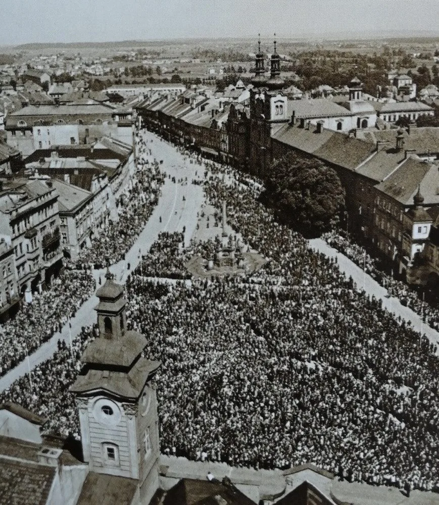Před 79 lety Hradec sliboval věrnost nacistické Říši