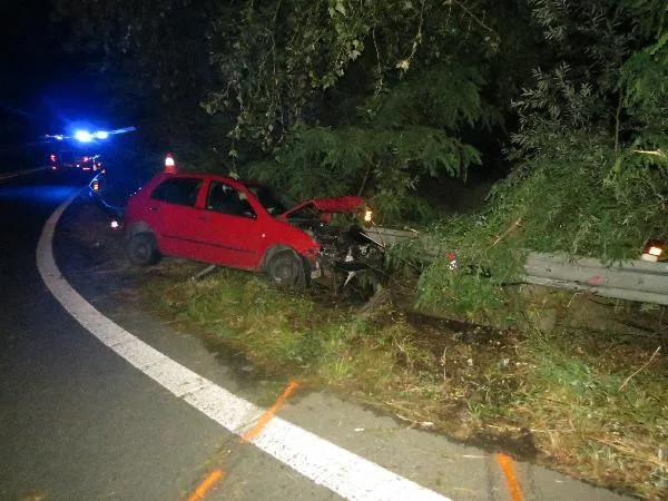 Řidič v Hradci nadýchal tři promile, hrozí mu rok vězení