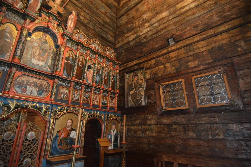 Kostel sv. Mikuláše v Jiráskových sadech