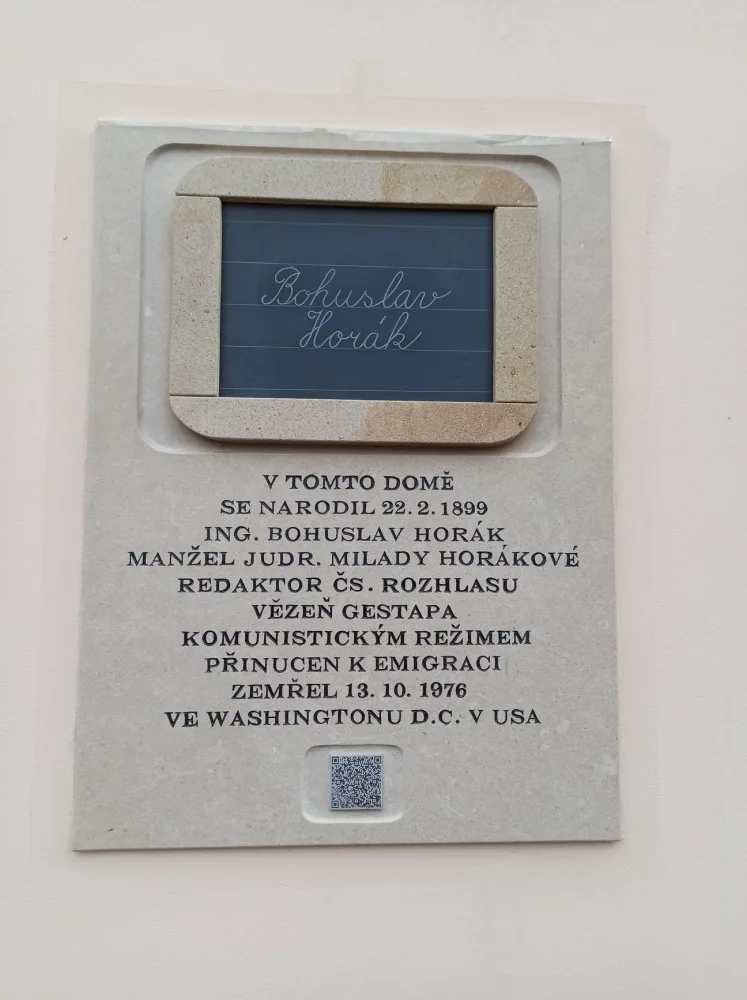 Černilov má novou pamětní desku Bohuslava Horáka, osobnosti protinacistického odboje