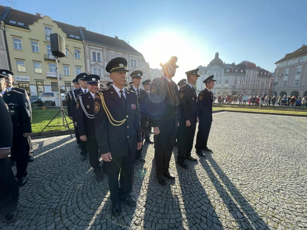V Hradci Králové se včera udílely medaile za zásluhy