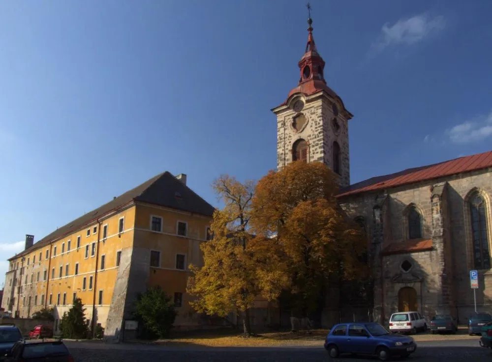 Jičín opraví hodiny ve věži kostela sv. Ignáce. Budou plně automatizované