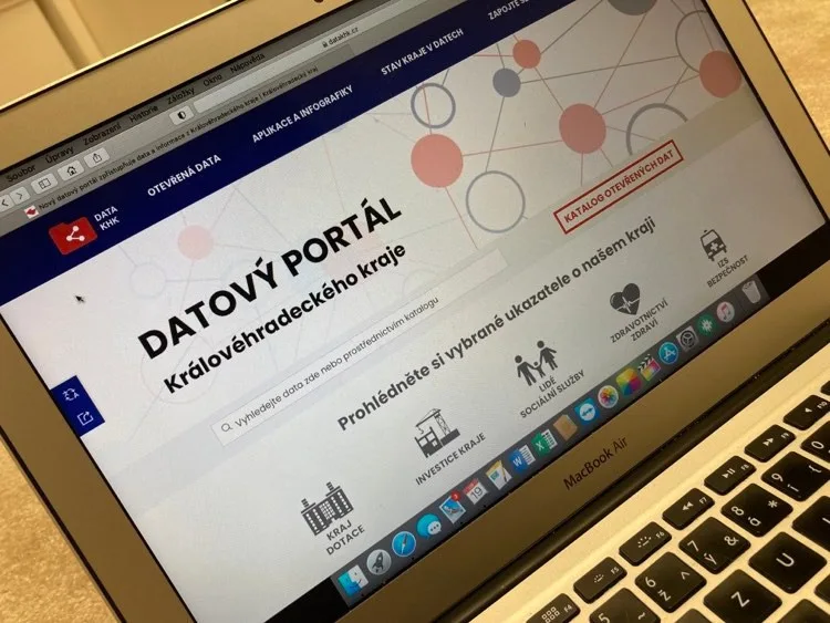 Královéhradecký kraj spustil nový informační portál. Všechna data poskytuje v přehledných grafech