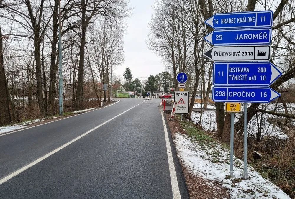 Kolem Třebechovic pod Orebem bez zdržení. ŘSD dokončilo novou křižovatku