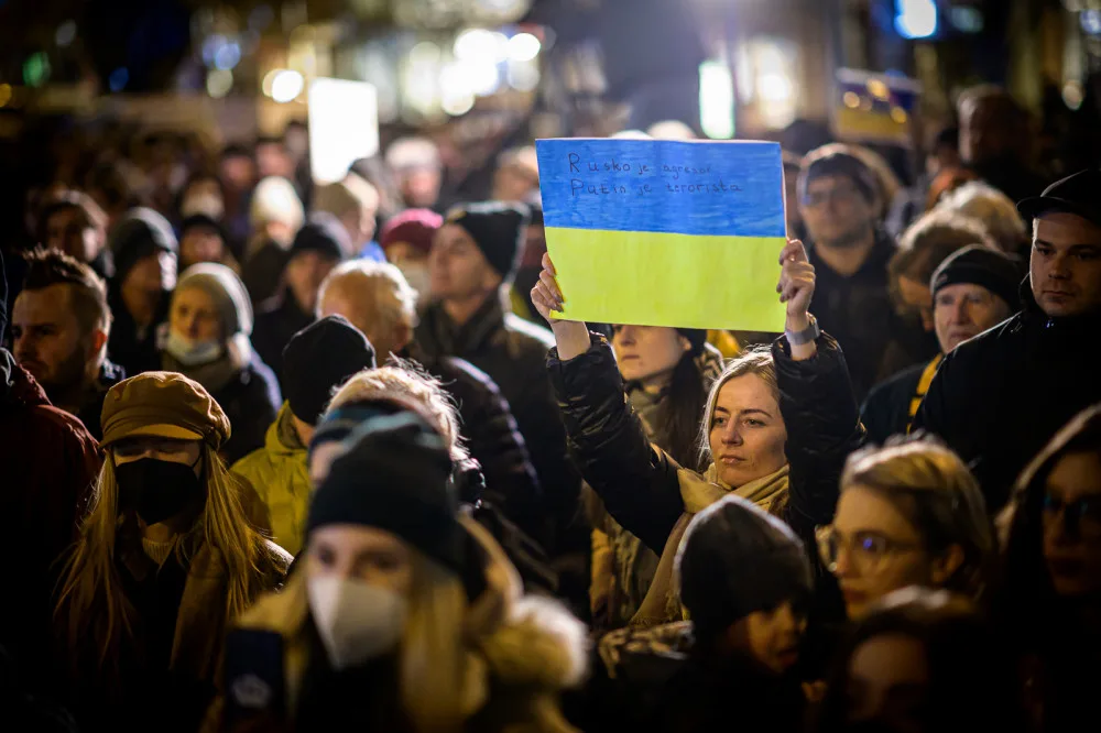 Kraj připravuje plán pomoci Ukrajině. Studenti a aktivisté organizují happeningy