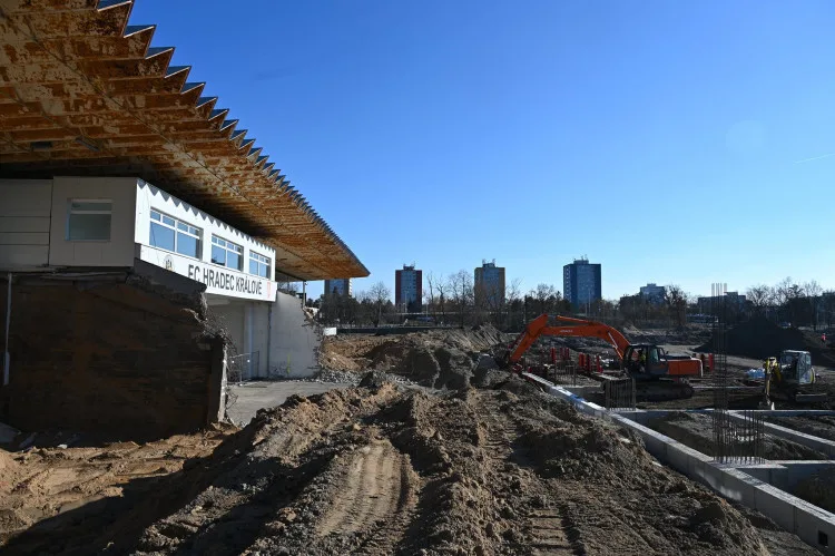 Město už má podklady pro úpravu smlouvy na nový stadion. Stavba se může prodražit o 68 milionů