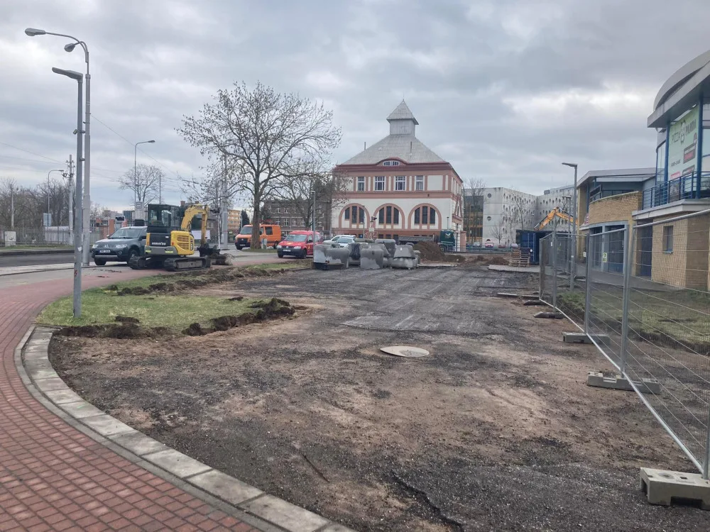 Začínají práce na opravě Moravského mostu. Jsou součástí rekonstrukce křižovatky Fortna