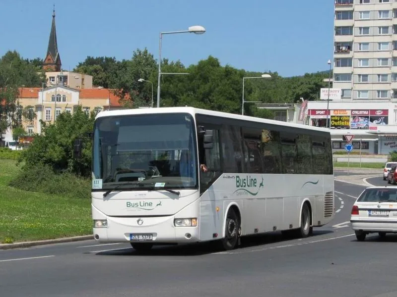 Nedostatek řidičů společnosti BusLine se týká i hradeckého kraje. Neodbavil 42 spojů