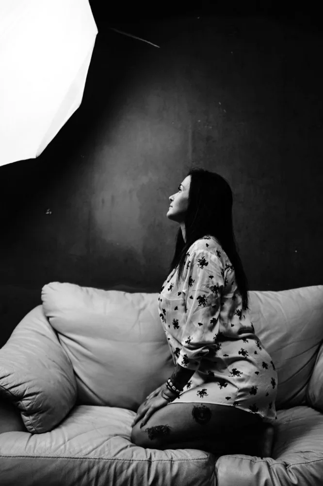 Tereza vyrůstala v dětském domově, teď se snaží dětem pomáhat. Mimo jiné i prodejem svých fotek
