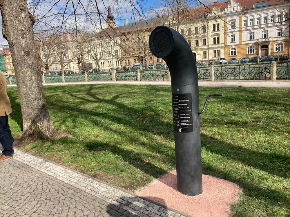 Poesiomat v Hradci Králové.