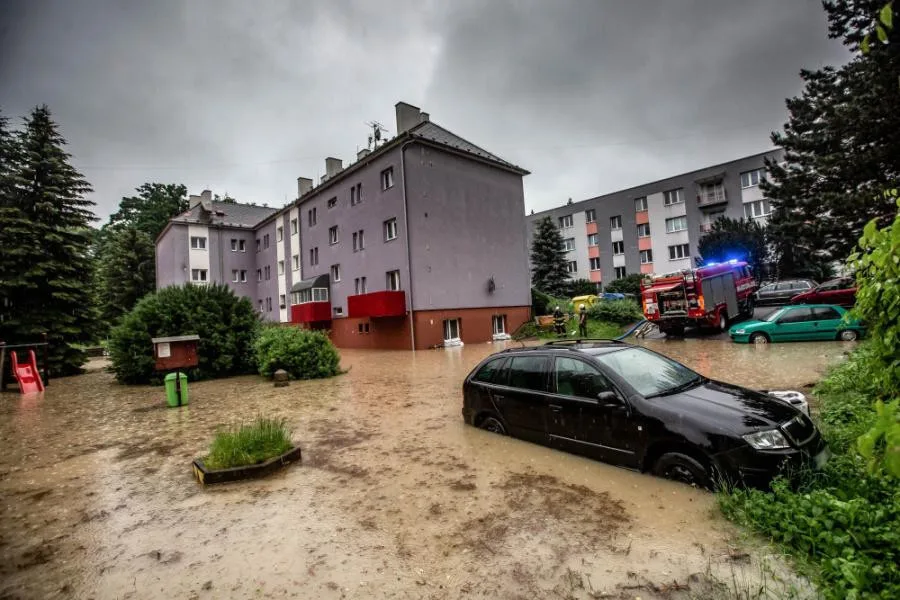 V několika regionech na východě ČR hrozí extrémní srážky