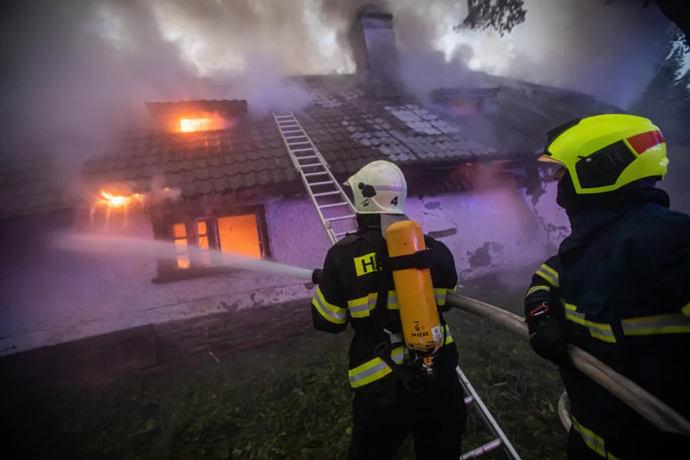 V Luisině údolí v Orlických horách shořela chalupa. Škoda je téměř pět milionů korun