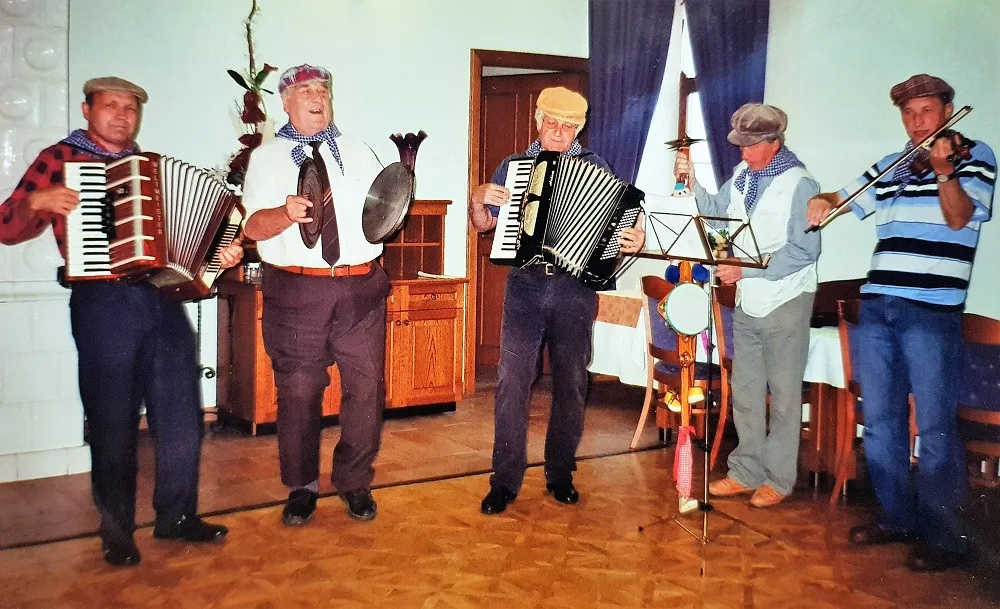 Miloš JIrman s přáteli