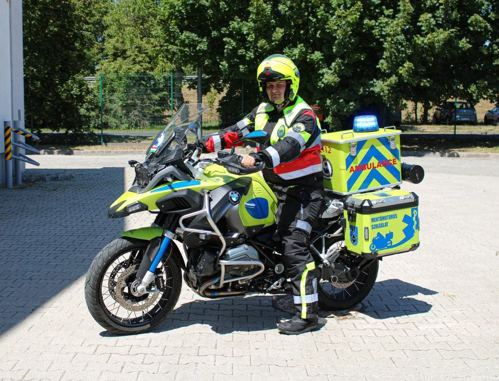 Každá minuta je rozhodující, říká motocyklový zdravotnický záchranář Tomáš Dudich
