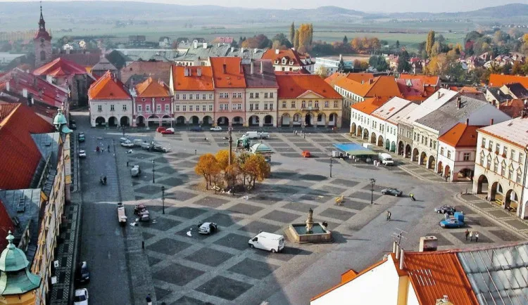 jicin