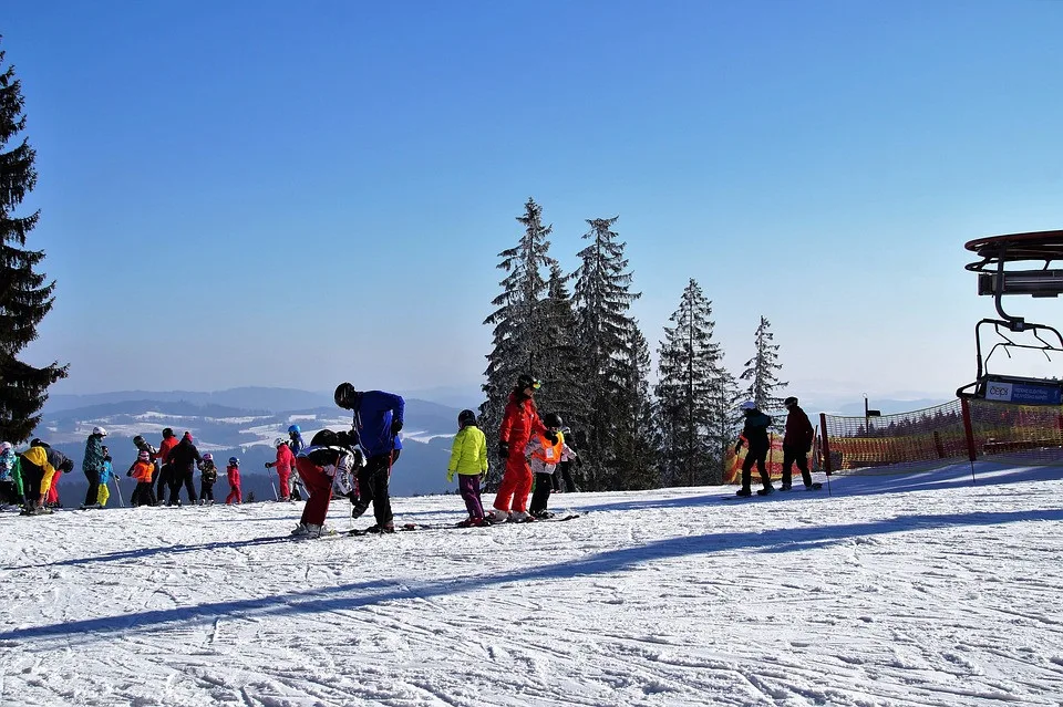 V hradeckém kraji se navzdory oblevě lyžuje na více než 20 kilometrech sjezdovek