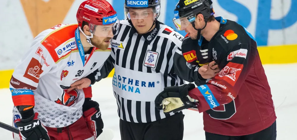 Sobotka rozhodl o výhře hokejistů Sparty v Hradci v prodloužení