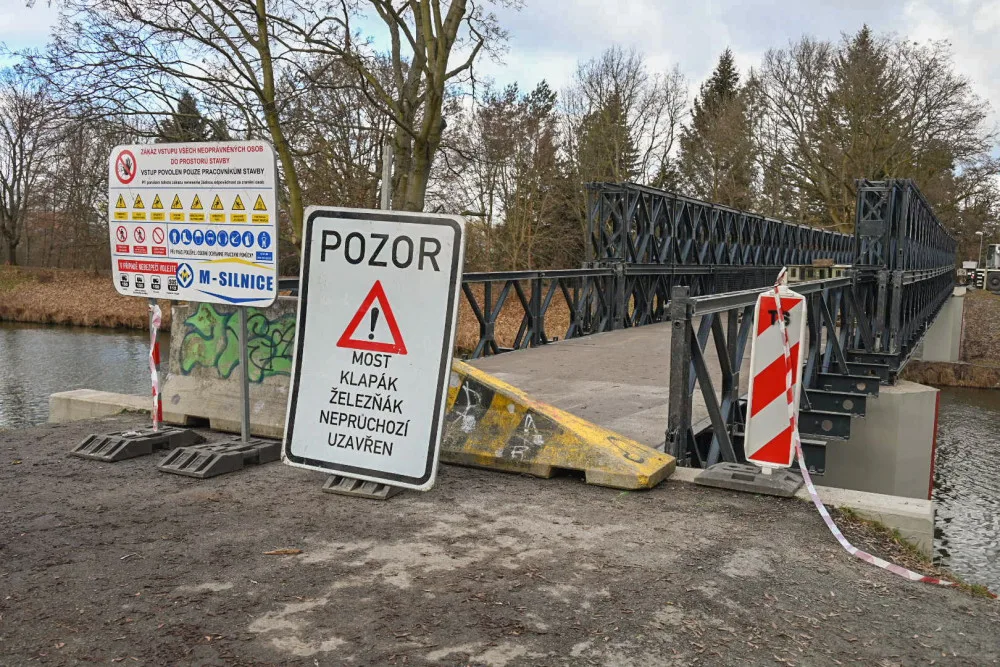 Rekonstruovaná lávka Klapák v Hradci Králové se otevře do konce února