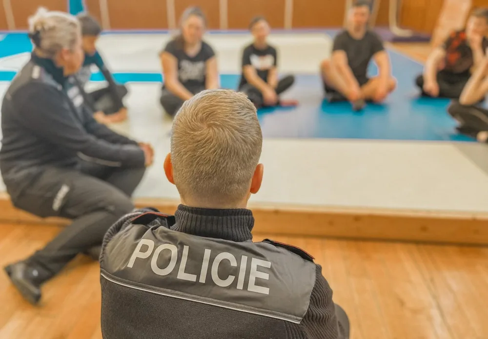 V hradeckém kraji chybí přes 200 policistů. Nováčky hledají i v řadách studentů