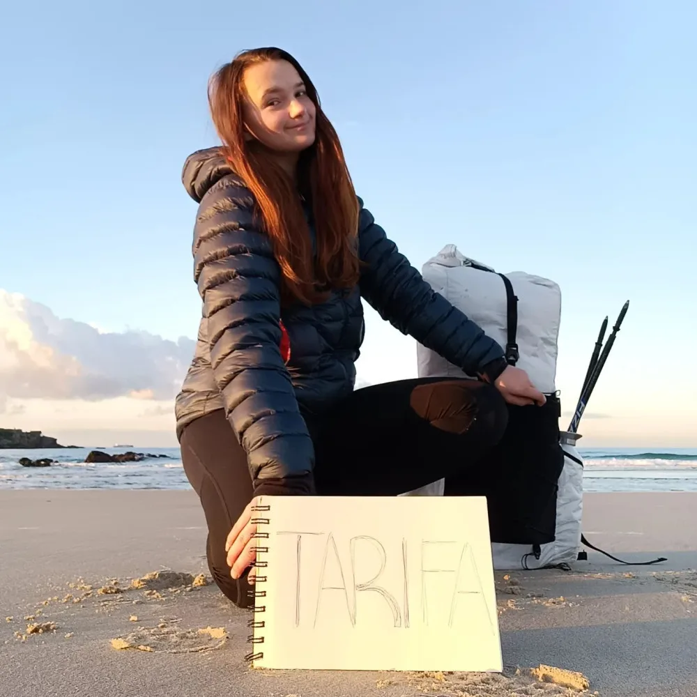 Jsem blázen, asi ano, ale nuda je horší, říká dívka, která jde pěšky ze Španělska do Norska