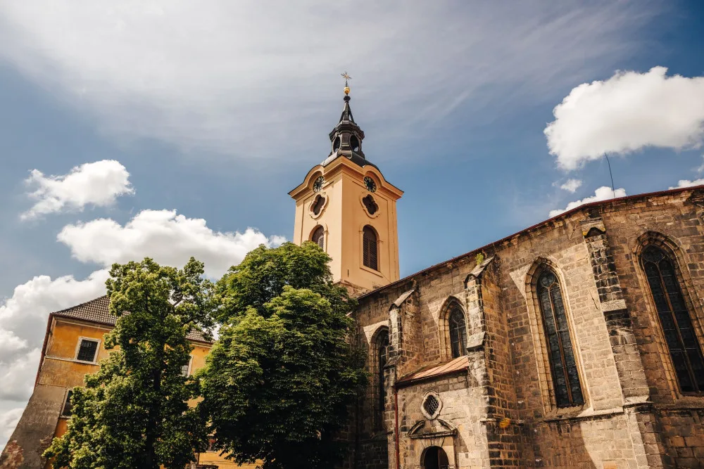 jicin