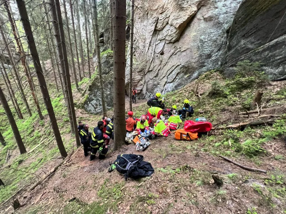 Dvojice horolezců se zřítila v Adršpašsko-teplických skalách