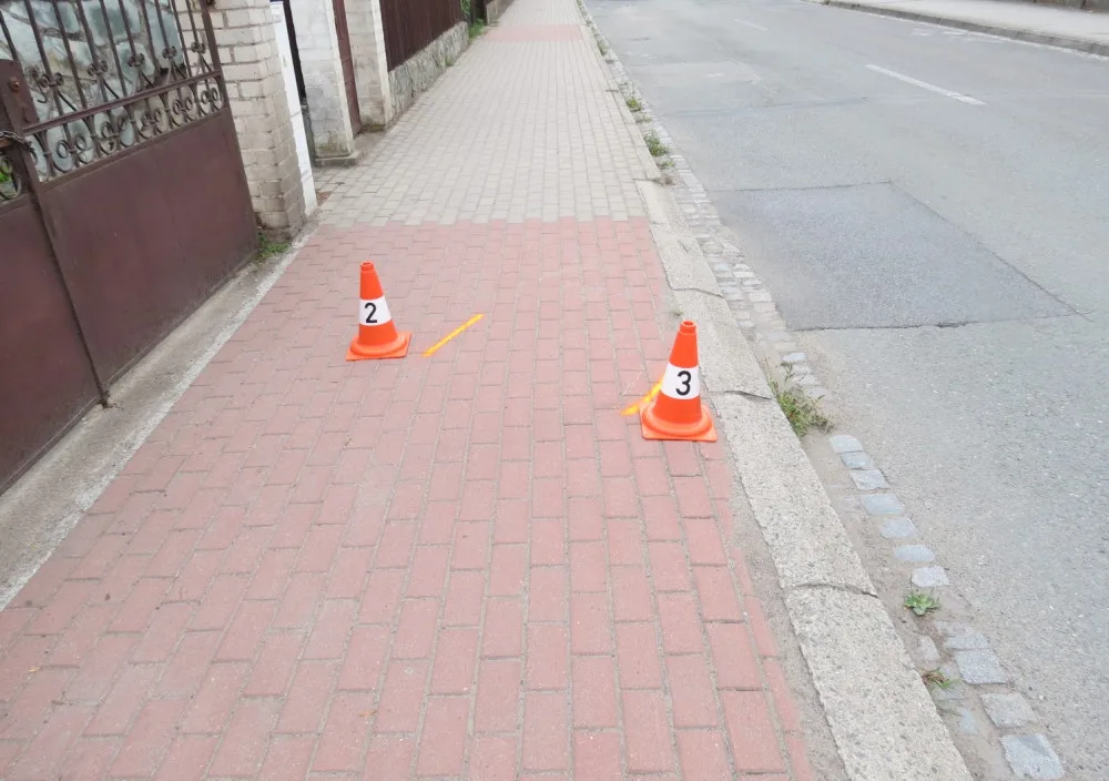 Cyklistka nezvládla jízdu a zranila se. Dechová zkouška prokázala téměř čtyři promile.