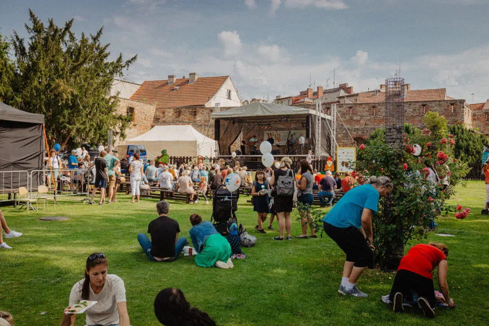 Festival Jičín – město pohádky se pravidelně koná přes 30 let. Letos ožije Pohádkovým oKouzlením