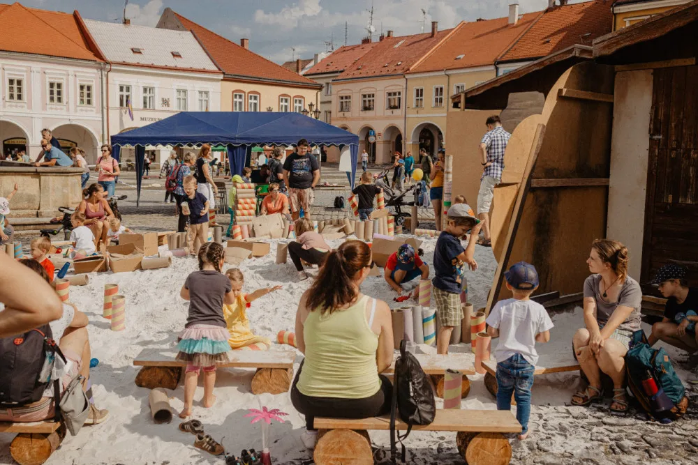 Festival Jičín – město pohádky se pravidelně koná přes 30 let. Letos ožije Pohádkovým oKouzlením